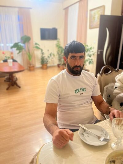  ,   Norik, 32 ,   ,   