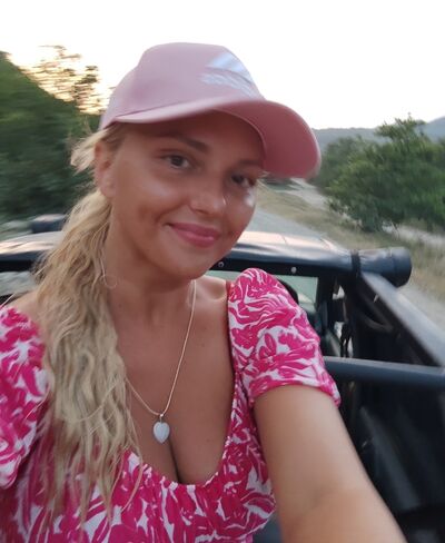  ,   Marina, 36 ,   ,   , c , 
