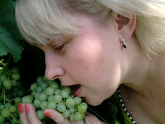  ,   Marina, 51 ,     , c 