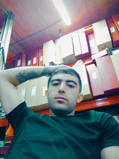  ,   Levon, 29 ,   ,   , c 