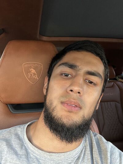  ,   Amir, 25 ,   ,   