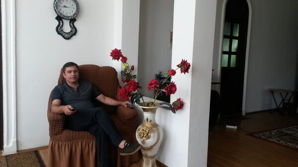  ,   Levan, 51 ,   