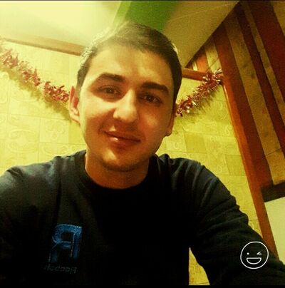  ,   Ismail, 32 ,   ,   , c 