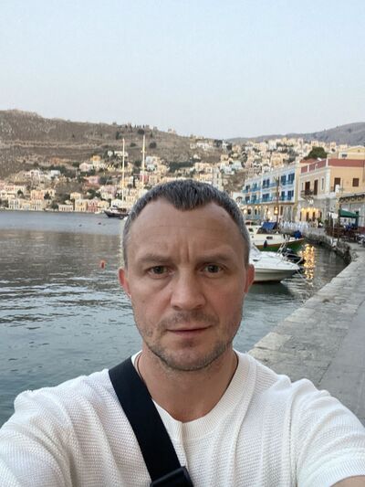  ,   Alex, 39 ,   ,   