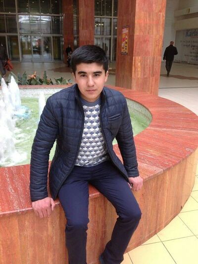  ,   Amir, 32 ,   