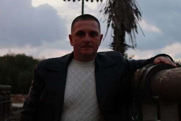  Yavne,   , 49 ,   ,   , c 