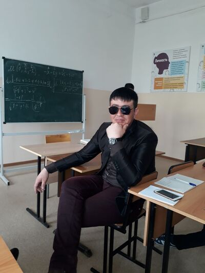  ,   Utkir, 33 ,     , c 