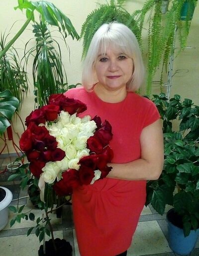  ,   Galina, 60 ,  