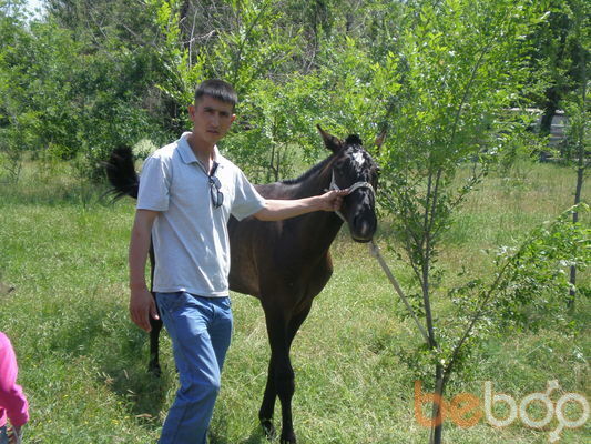  ,   Nurik, 42 ,   , 