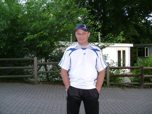  ,   Sergej, 47 ,   ,   , c 