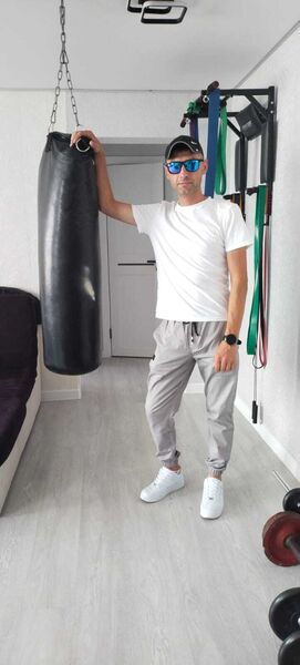  ,   Vladimir, 38 ,   ,   