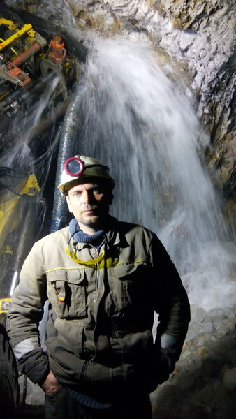  ,   Denis, 46 ,   ,   , c 
