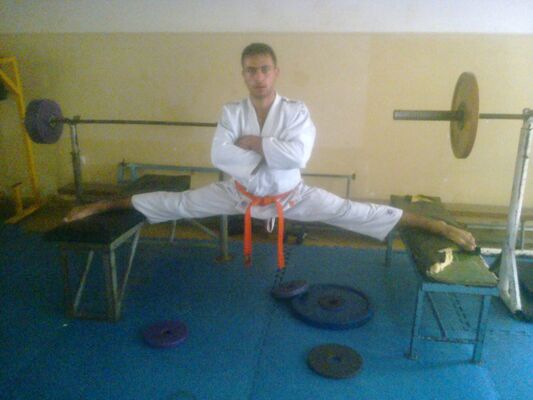  ,   Tiran, 32 ,   