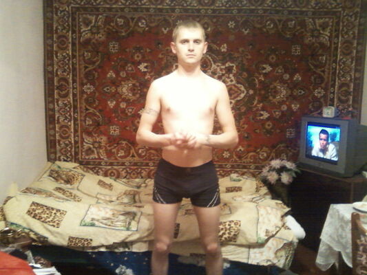  ,   Oleg, 37 ,   