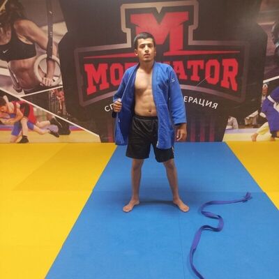  ,   Aziz, 28 ,   ,   