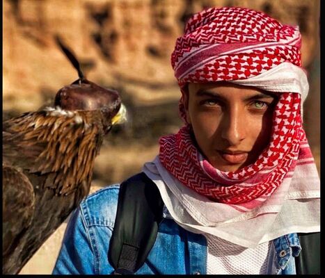  ,   Anas, 24 ,   ,   