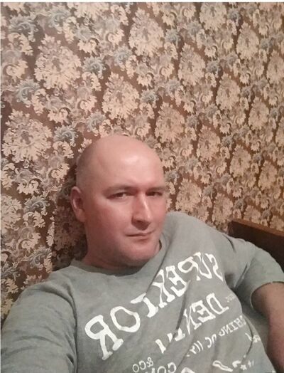  ,   Viktor, 42 ,   ,   , c 