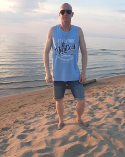  ,   Martins, 47 ,   ,   