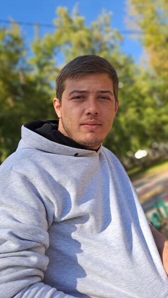  ,   Aleksei, 32 ,   ,   