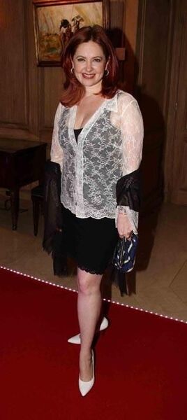  ,   Alena, 44 ,   ,   , c 