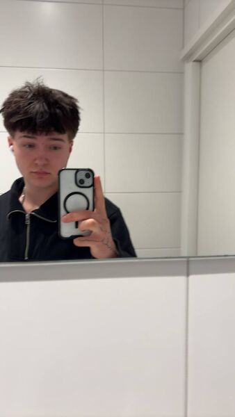  ,   Timo, 18 ,   ,   