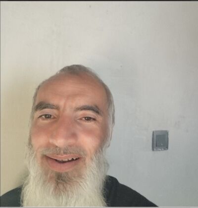  ,   Perviz, 39 ,   c 