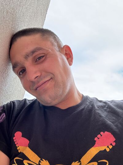  An Tulach,   Victor, 25 ,   ,   , c 