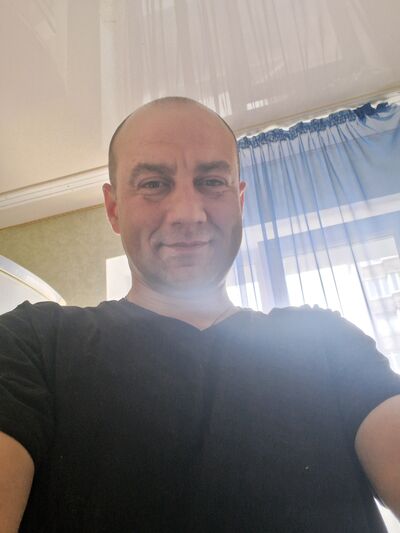  ,   Dima, 39 ,   ,   