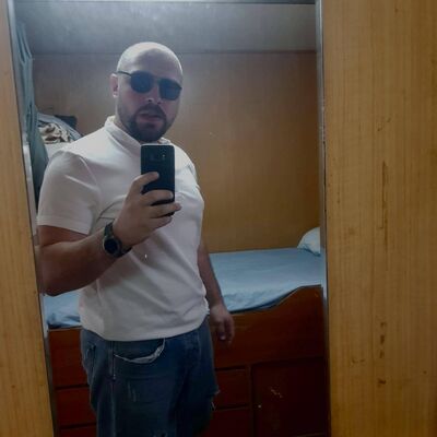 ,   Vakho, 28 ,   ,   