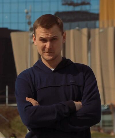  ,   Artyom, 32 ,   ,   , c , 