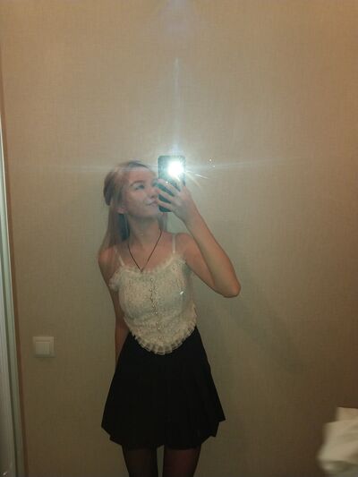  ,   Ayka, 22 ,   ,   