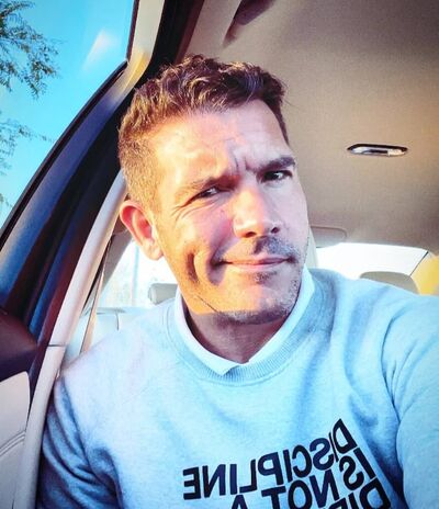  ,   Bryan vlad, 47 ,     , c 