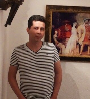  4762592  Anton, 48 ,    