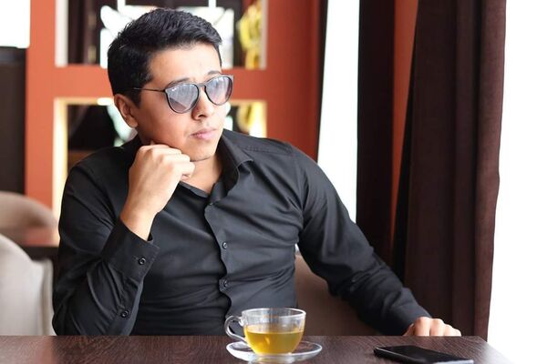 ,   Parviz, 32 ,   ,   
