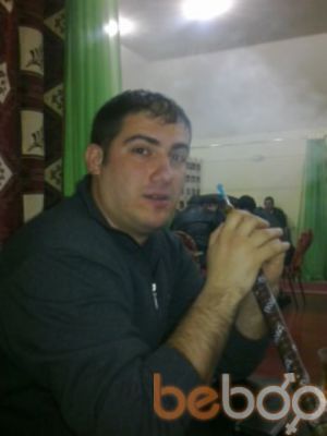  ,   Elvin, 37 ,   