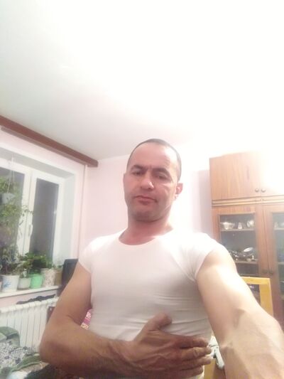  ,   Ubaydullo, 48 ,   ,   