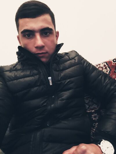  ,   Mish, 27 ,   ,   , c 
