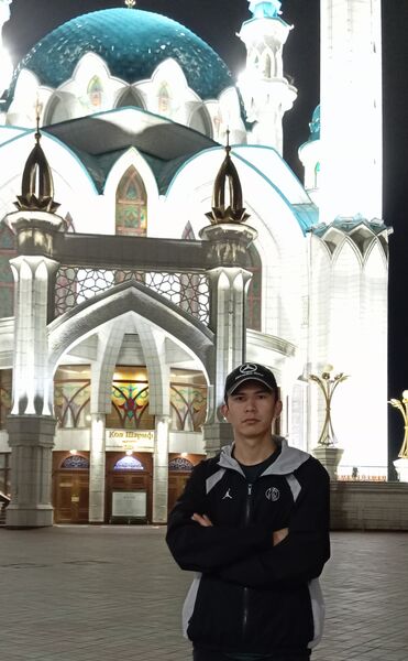  ,   Ruslan, 28 ,   ,   , c 