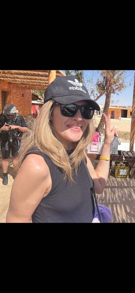  ,   Nadezhda, 44 ,     , c 