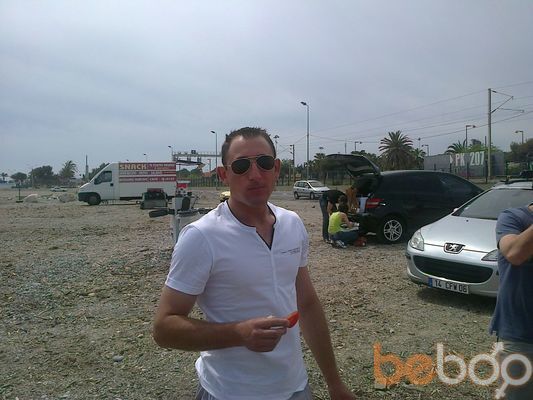  ,   Artur, 41 ,   , 