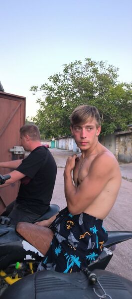  ,   , 21 ,   c 