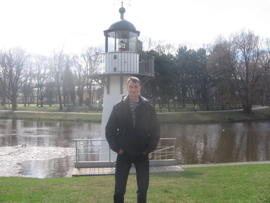  ,   Rolands, 35 ,   