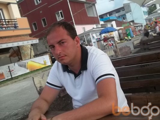  ,   Alexs, 40 ,   
