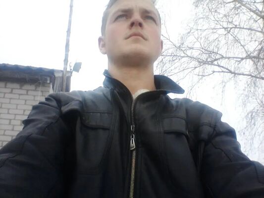  ,   Denis, 33 ,   c 