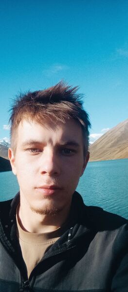  ,   Sergei, 25 ,   c , 