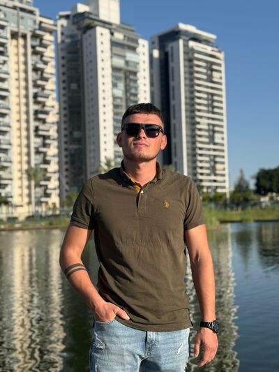  Tel Aviv-Yafo,   Jony, 30 ,   ,   