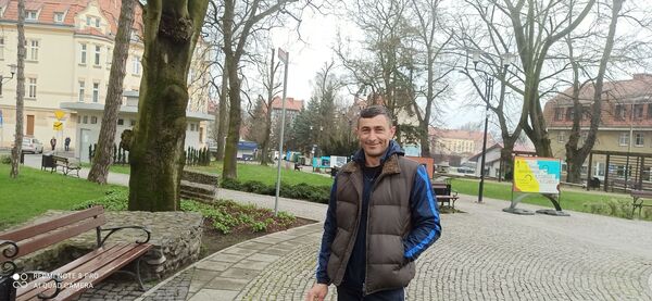  ,   Levan, 44 ,   ,   , c 