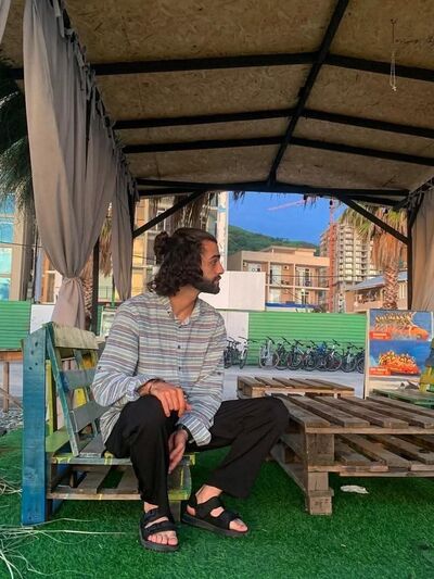  ,   Nik, 26 ,   ,   