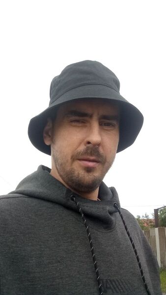  ,   John doe, 40 ,   ,   