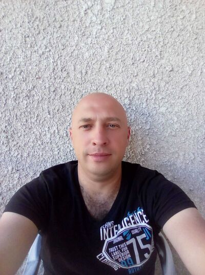  ,   Andrei, 40 ,   ,   , c , 